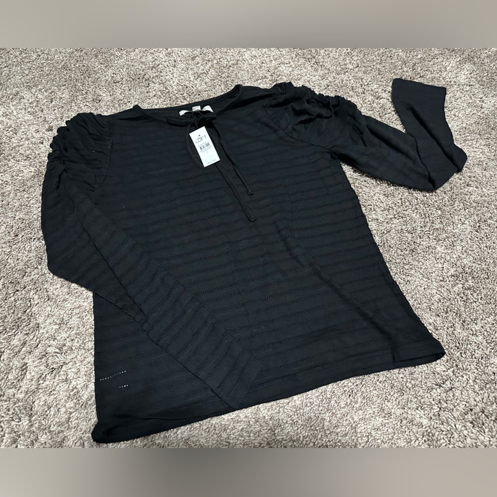 Women’s Loft top